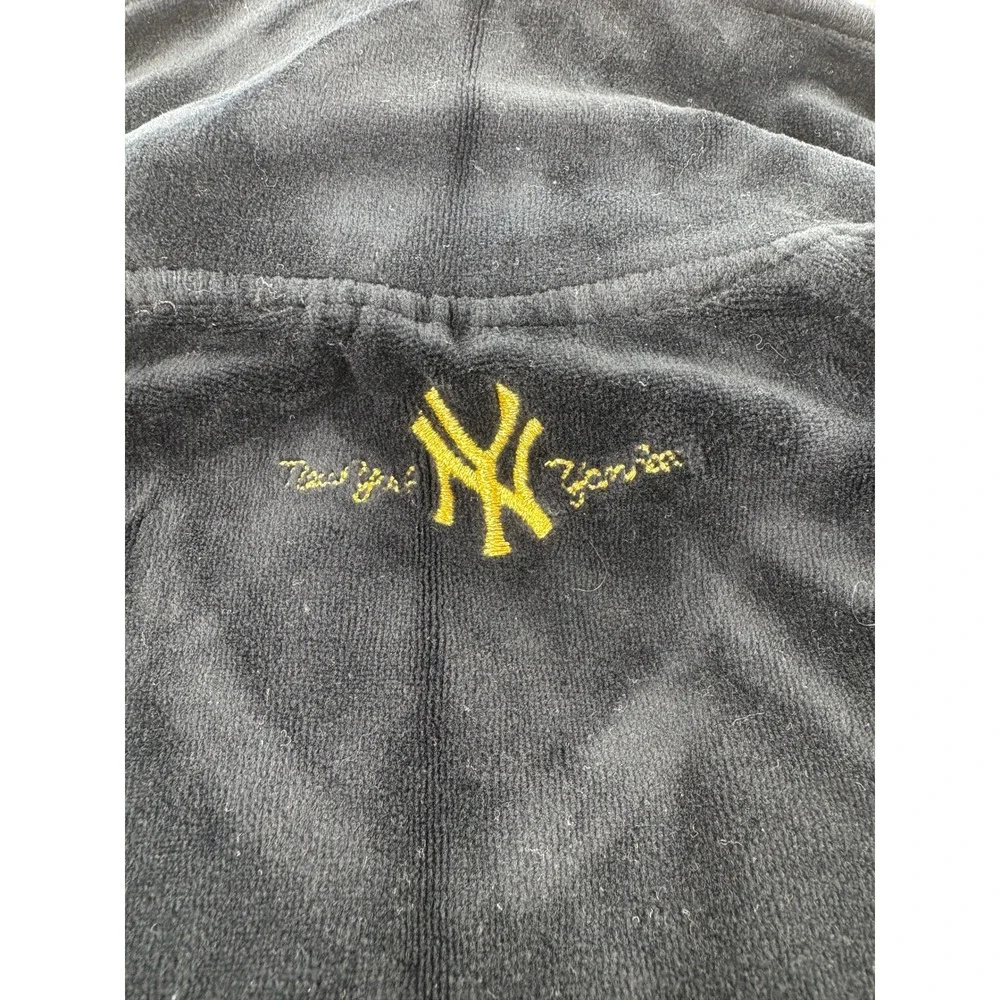 LB-03 MLB New York Yankees Tracksuit Set Velour Black Gold Y2K Streetwear